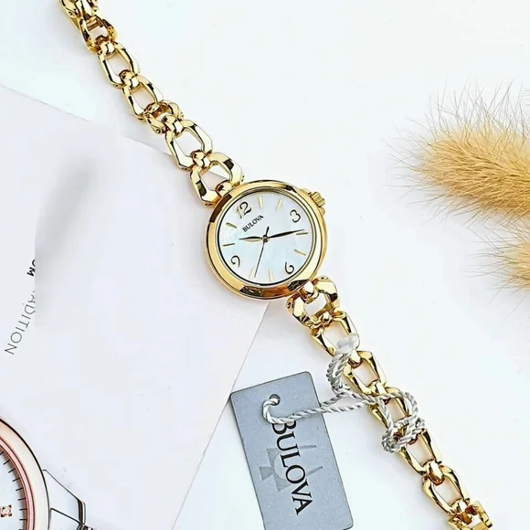 ***SOLD*** Bulova Mother of Pearl Dial Gold Tone Steel Ladies Watch - Picture 7 of 11